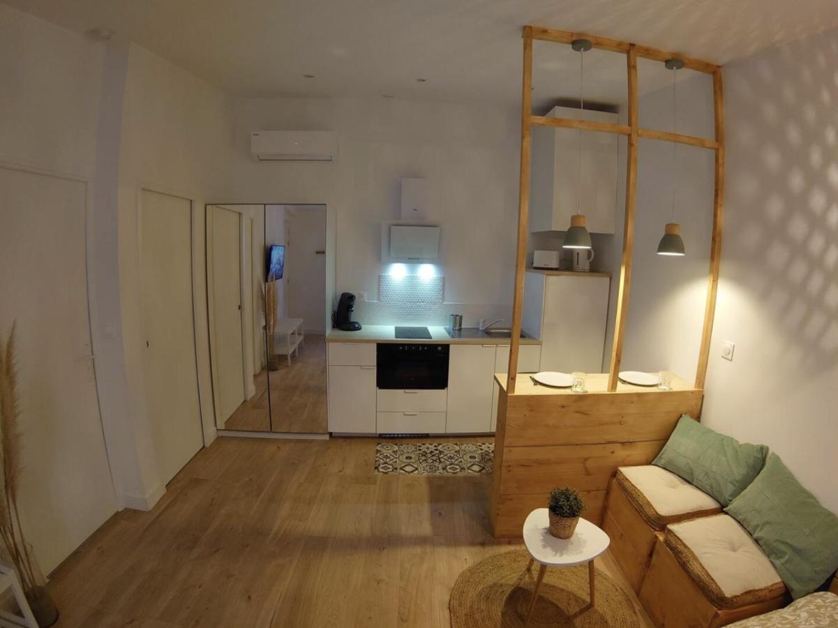 STUDIO Petite canaille Cassis Extérieur photo